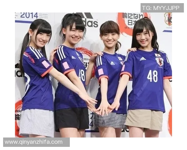 足球明星分享偶像故事与成长经历的精彩视频回顾